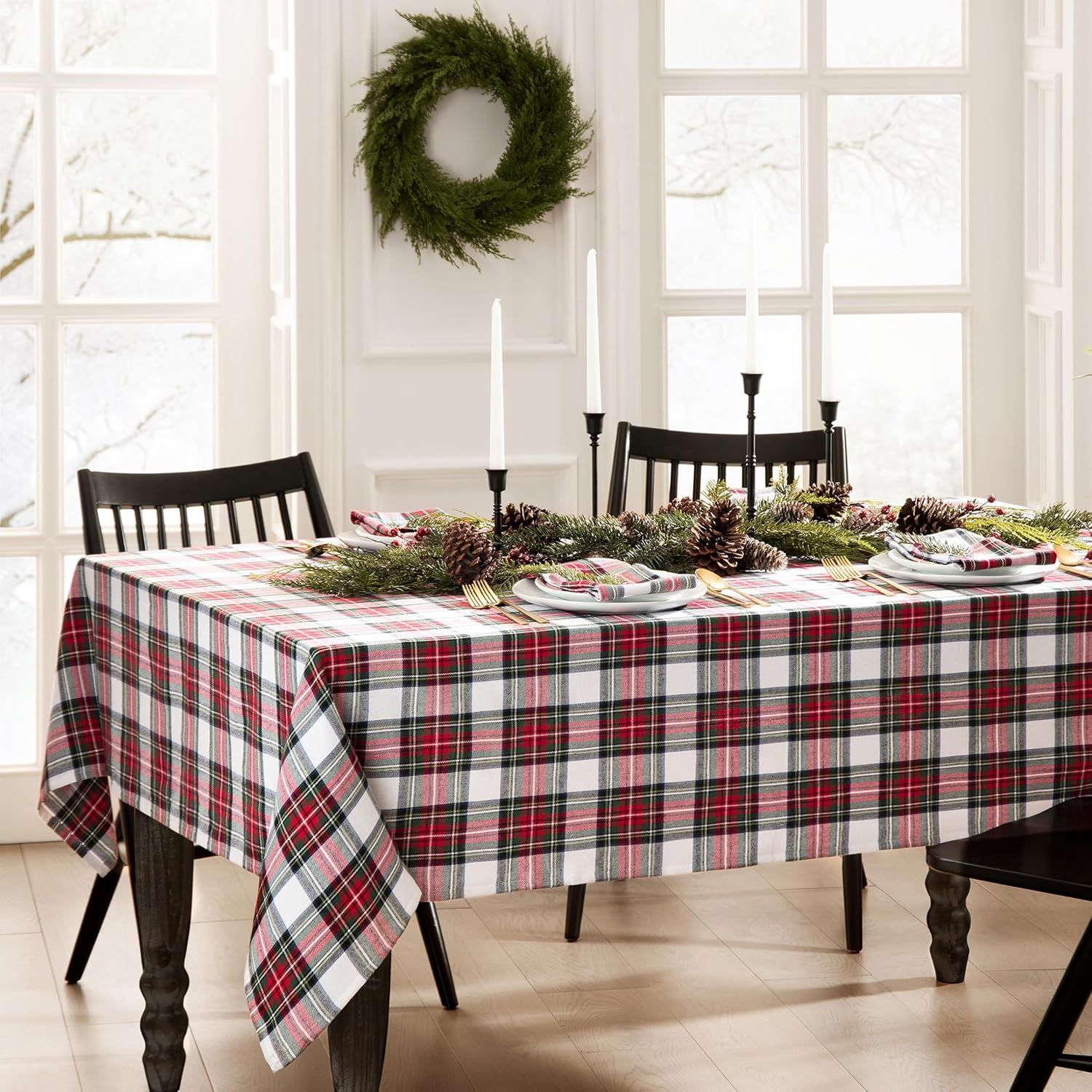 Christmas Classic Holiday Plaid Cotton Tablecloth, 60" x 84"